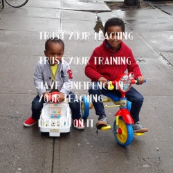 Design 620102 Canvas Prints Image